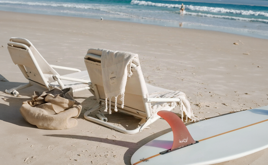 Must-Have Beach Accessories for Families Travelling in Spring