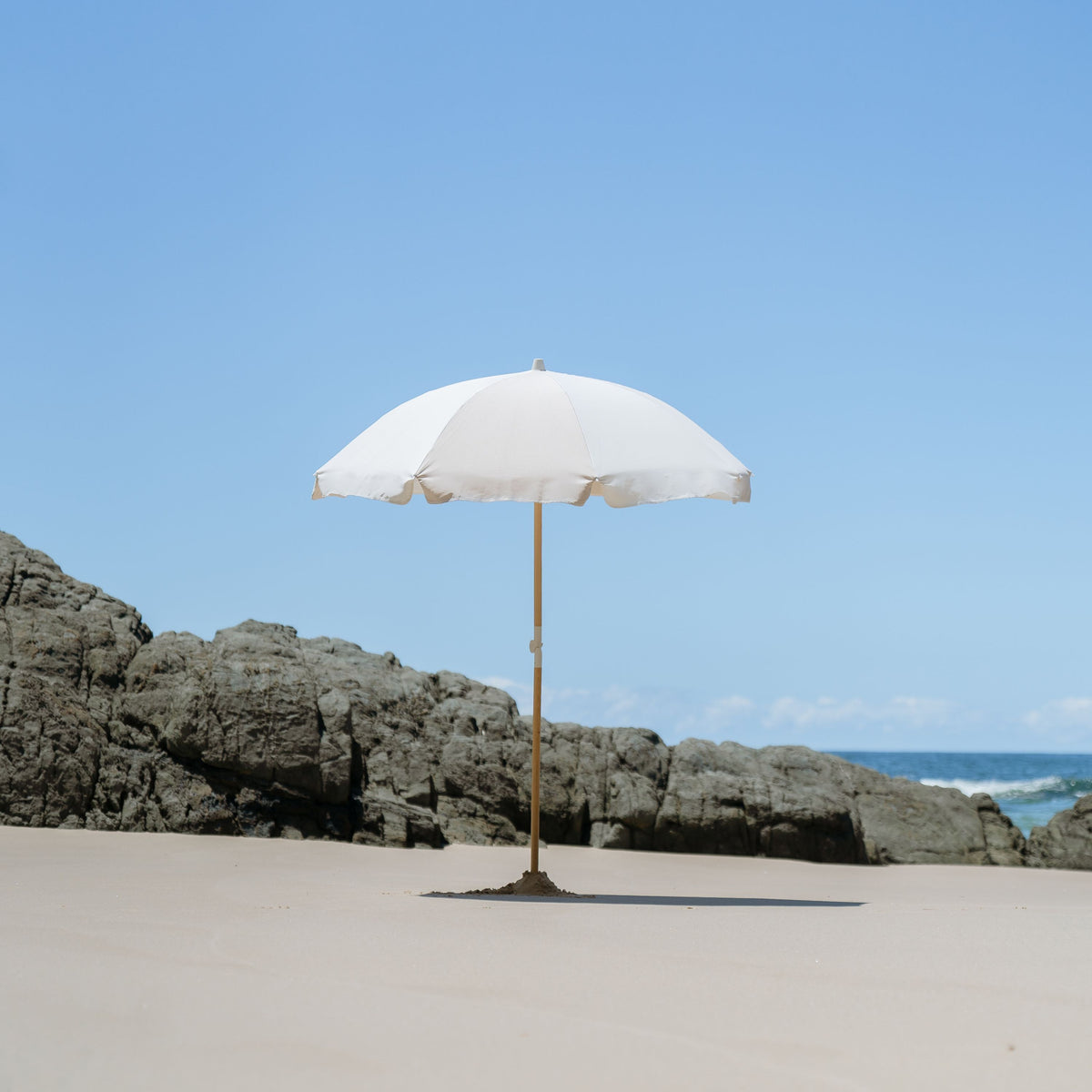 Dunes Splice Light Beach Umbrella